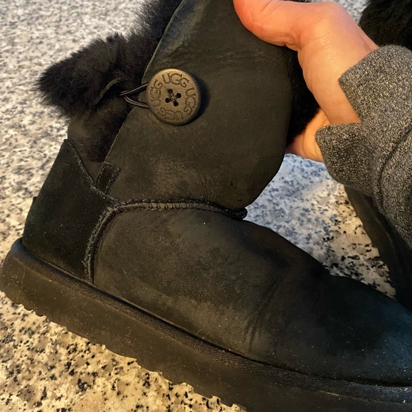 UGG short boots - Picture 6 of 12